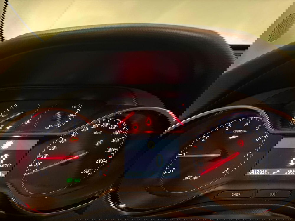 Opel Crossland X usata a Monza e Brianza (8)