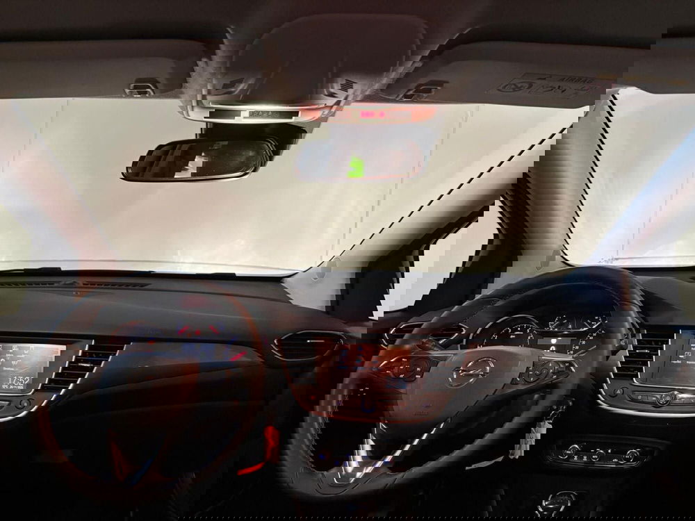 Opel Crossland X usata a Monza e Brianza (9)