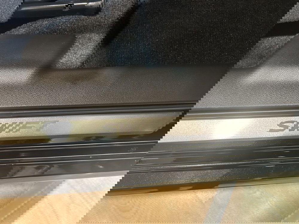 Suzuki Swift nuova a Bari (13)