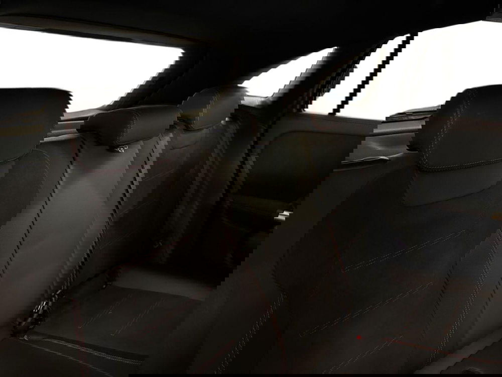 Mercedes-Benz GLA SUV usata a Prato (15)