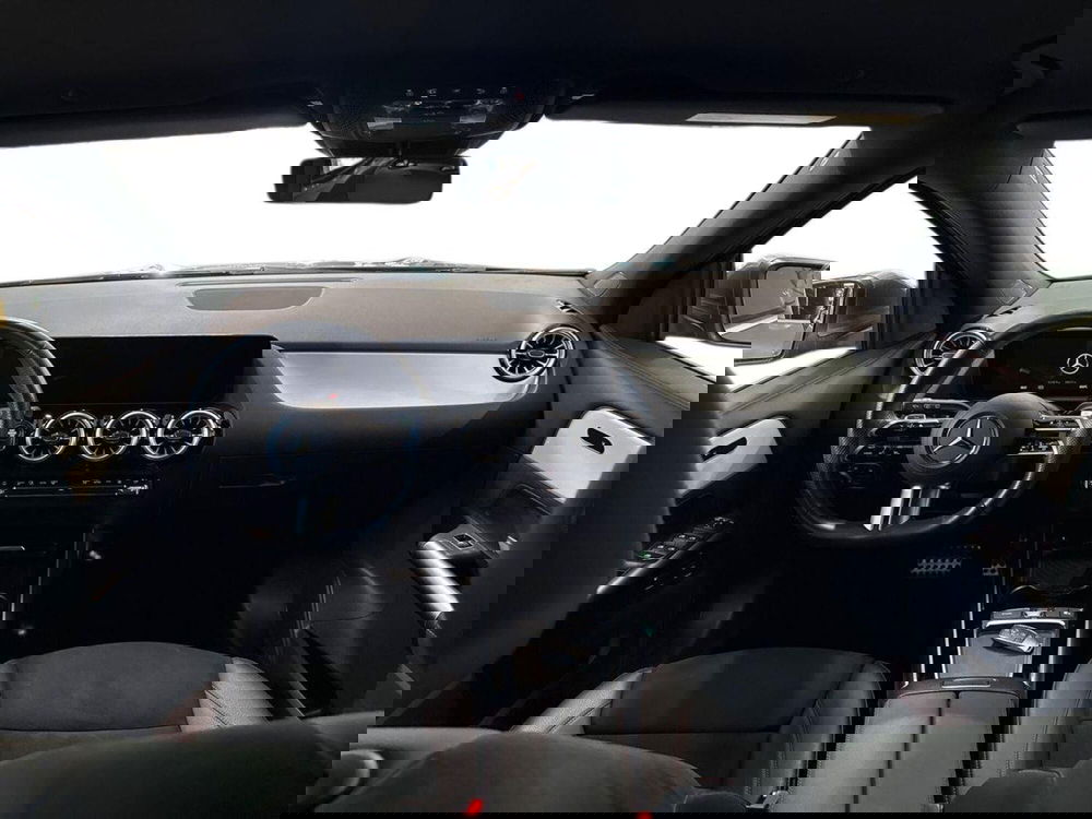 Mercedes-Benz GLA SUV usata a Prato (9)