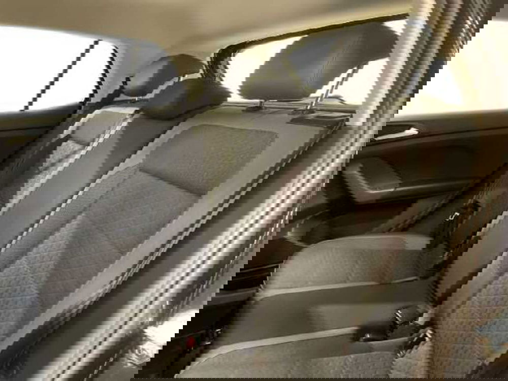 Volkswagen T-Cross usata a Pistoia (12)