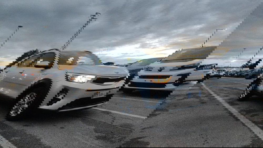 Kia Stonic usata a Firenze (13)