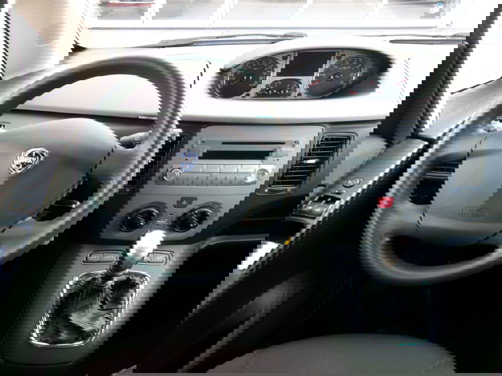 Lancia Musa usata a Venezia (12)