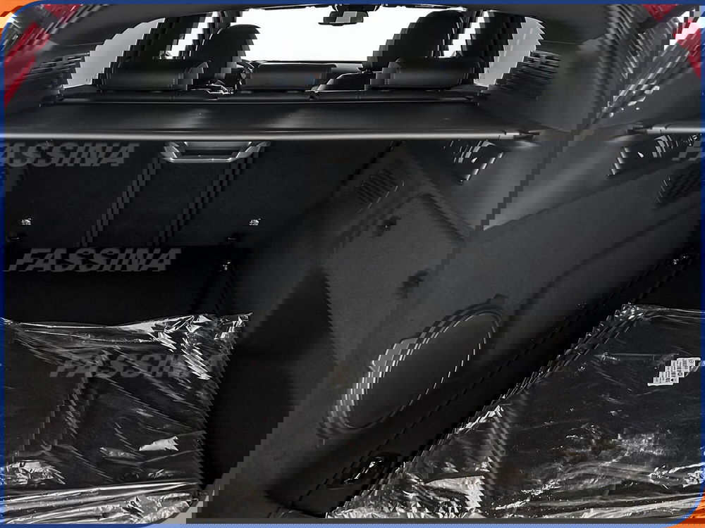 Alfa Romeo Stelvio nuova a Milano (12)