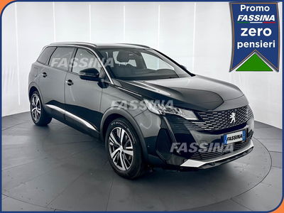 Peugeot 5008 PureTech Turbo 130 S&amp;S EAT8 Allure Pack del 2024 usata a Milano