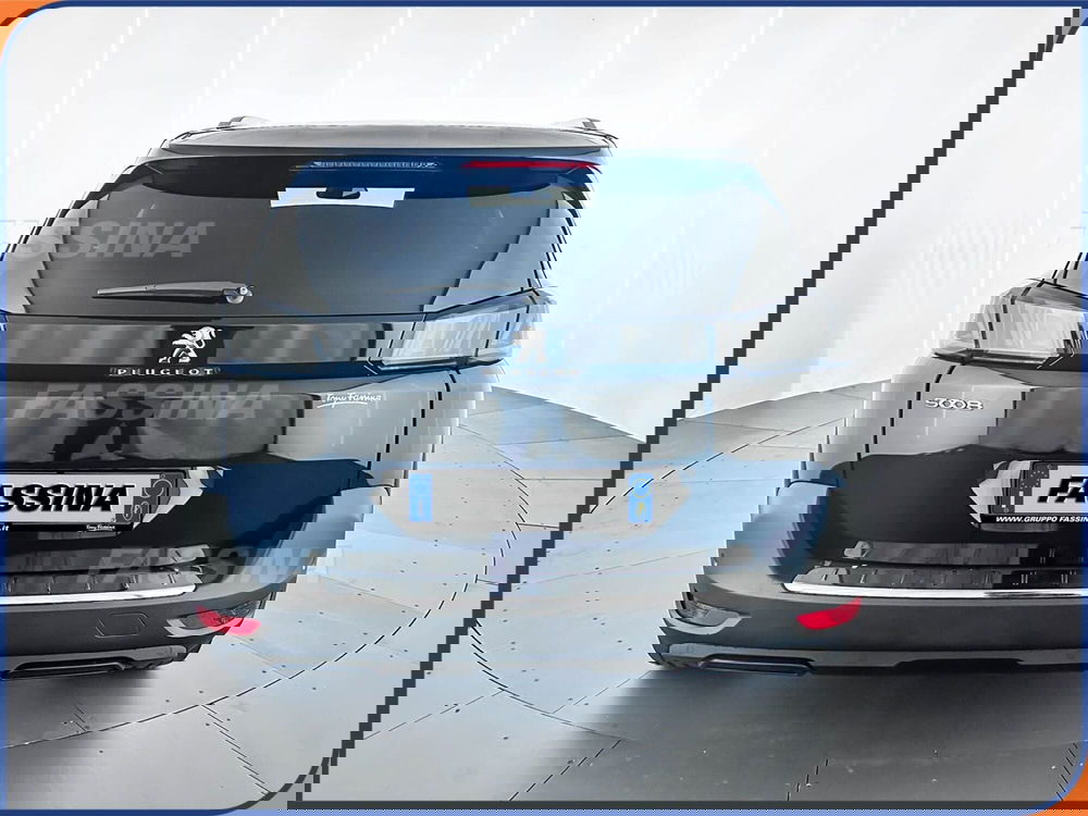 Peugeot 5008 usata a Milano (5)