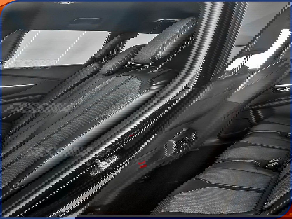 Peugeot 5008 usata a Milano (9)