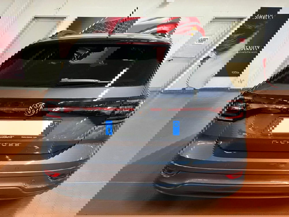 Volkswagen T-Cross usata a Lucca (6)