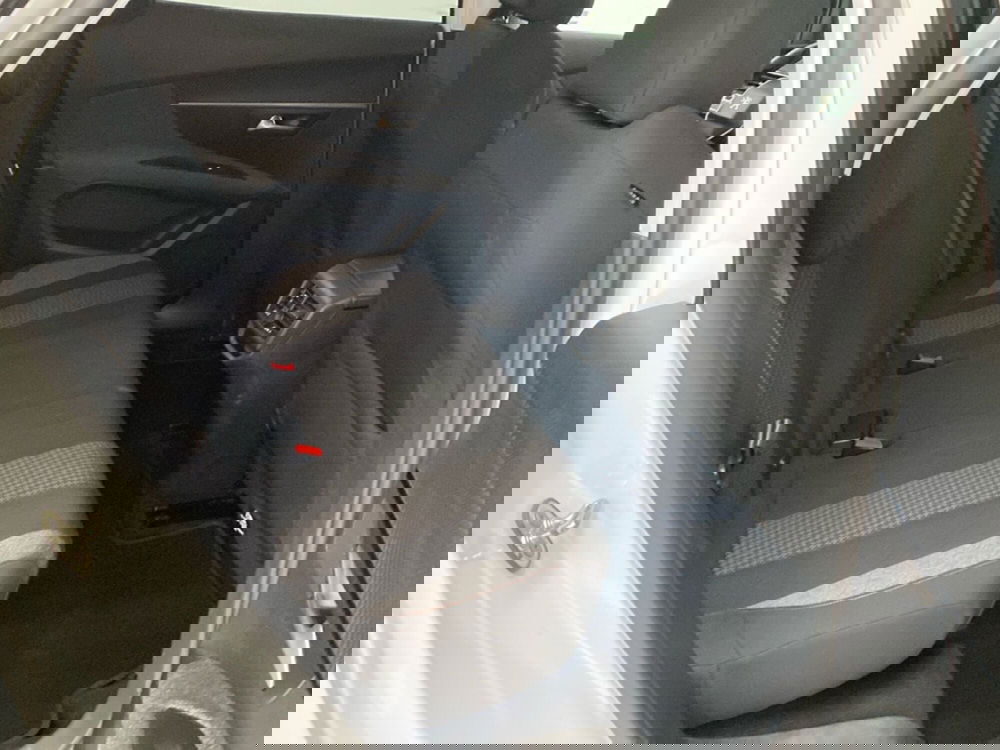 Peugeot 3008 usata a Lodi (7)