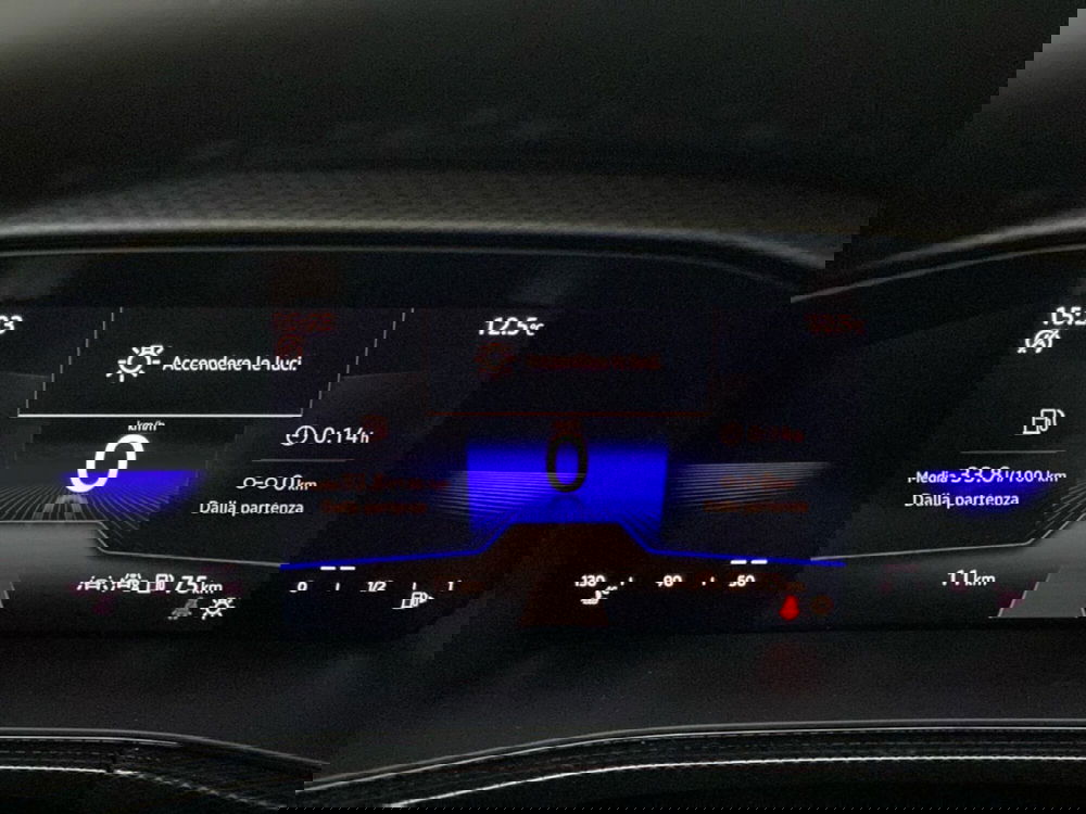 Volkswagen T-Cross nuova a Lodi (16)