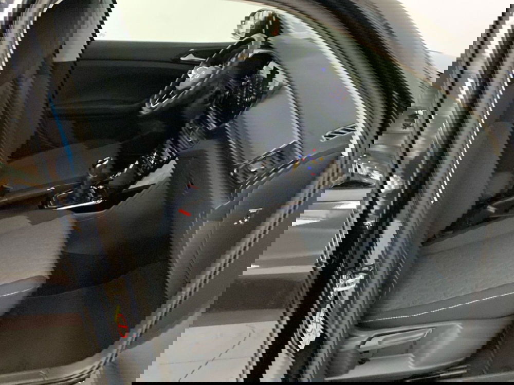 Volkswagen T-Cross nuova a Lodi (6)