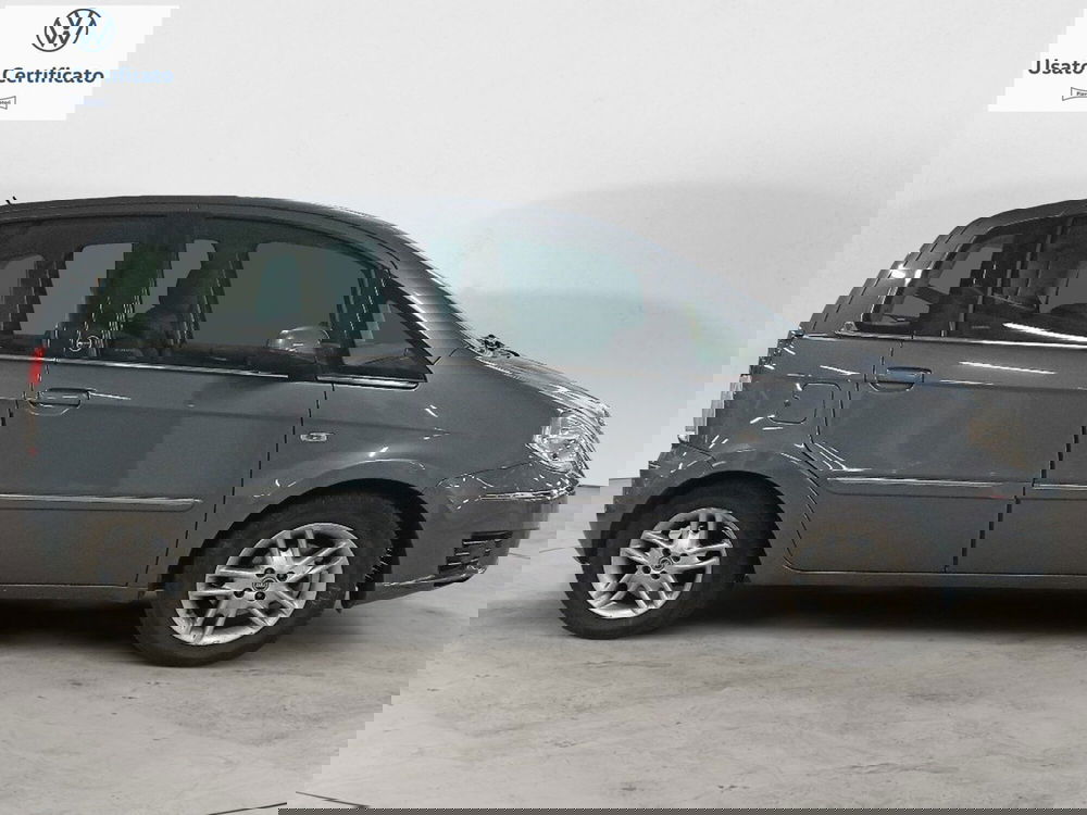 Lancia Musa usata a Genova (4)