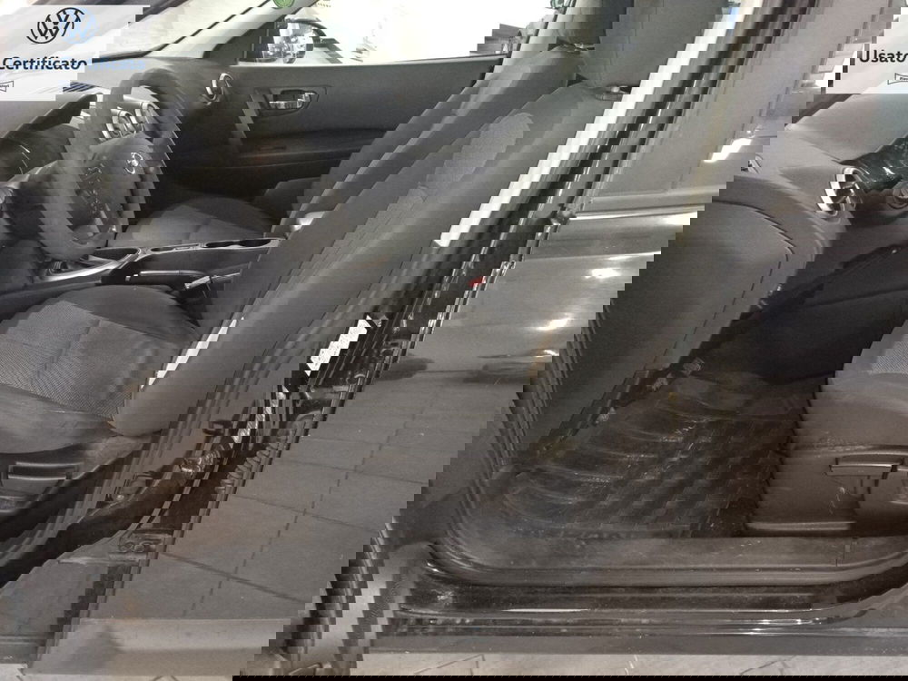 Nissan Qashqai usata a Genova (8)