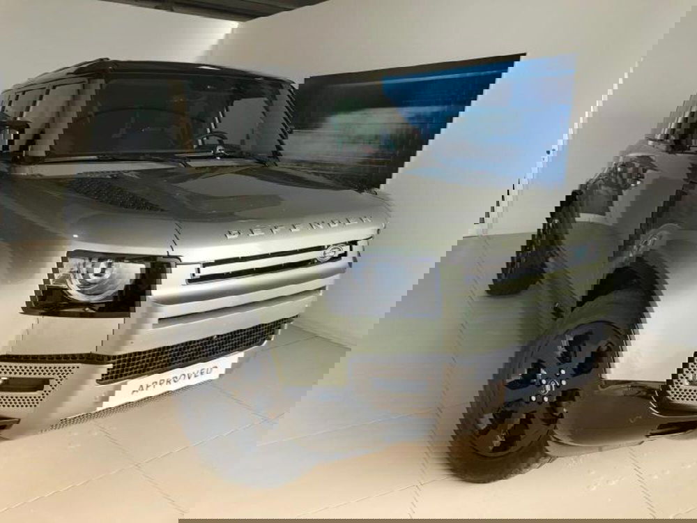 Land Rover Defender usata a Venezia