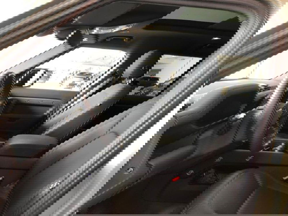 Land Rover Defender usata a Venezia (10)