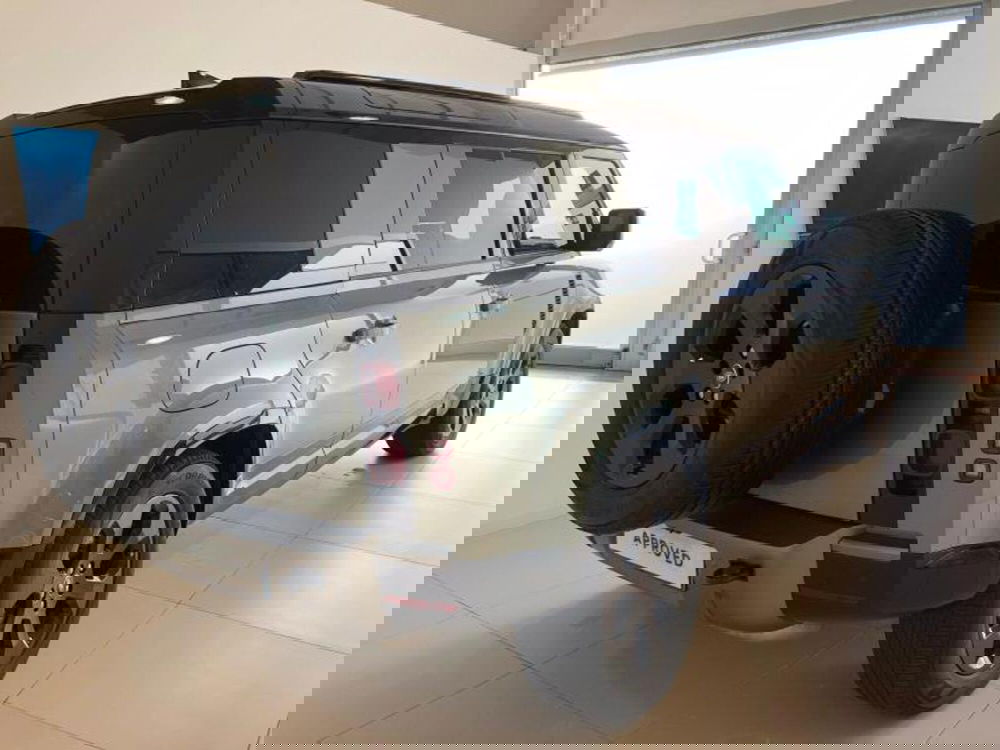 Land Rover Defender usata a Venezia (5)