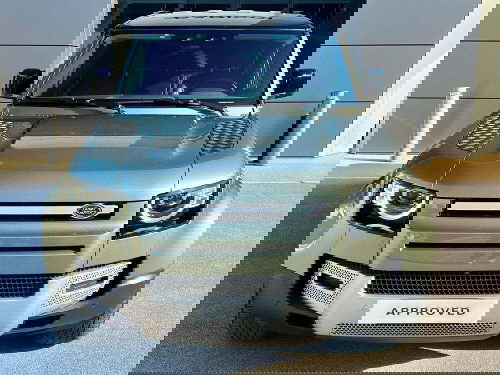 Land Rover Defender usata a Bari (8)