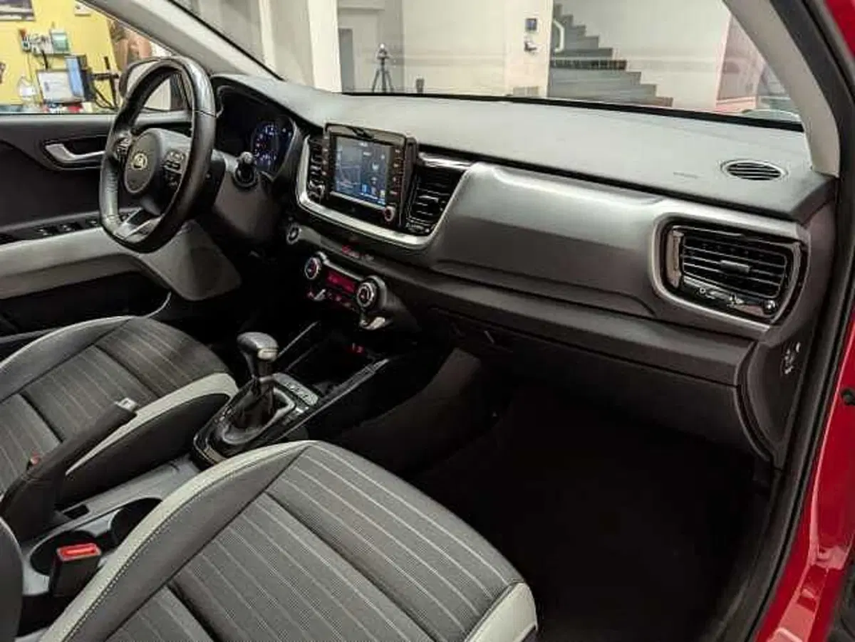 Kia Stonic usata a Teramo (12)