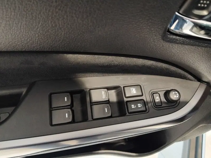 Suzuki Vitara nuova a Milano (11)