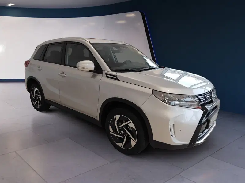 Suzuki Vitara nuova a Milano (3)