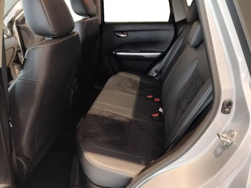 Suzuki Vitara nuova a Milano (6)