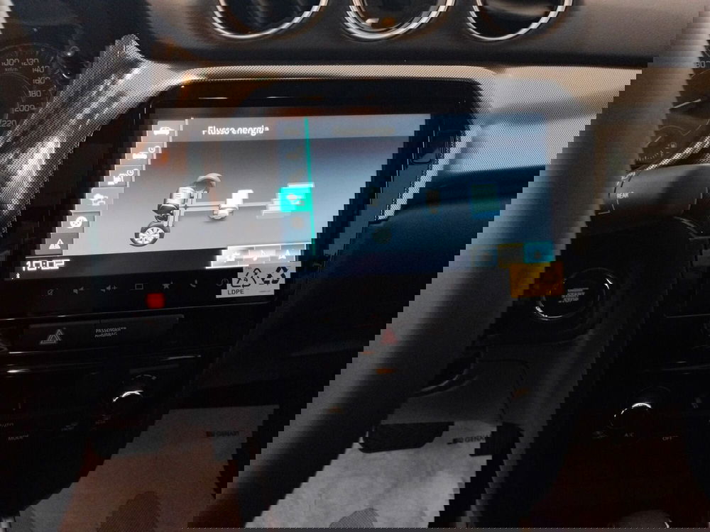 Suzuki Vitara nuova a Milano (7)