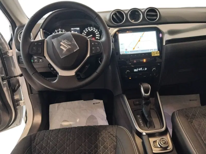 Suzuki Vitara nuova a Milano (9)
