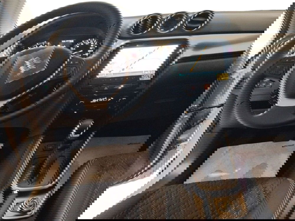 Suzuki Vitara nuova a Milano (9)