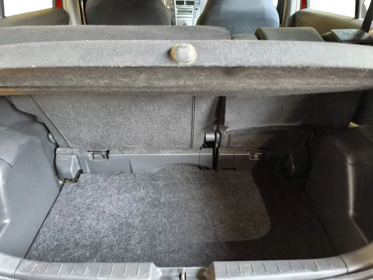 Toyota Yaris usata a Udine (13)