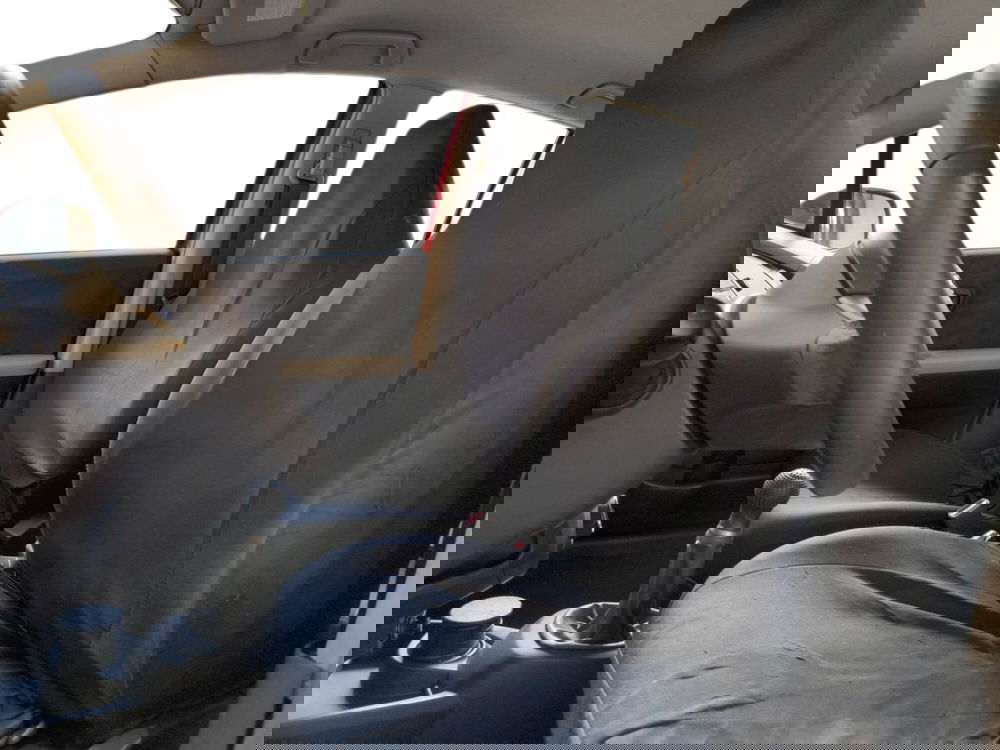 Toyota Yaris usata a Udine (7)