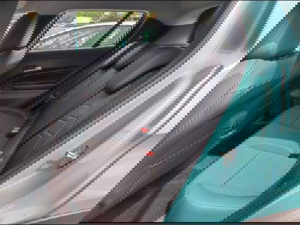 Jeep Avenger nuova a Roma (9)