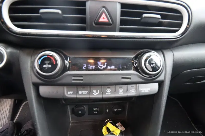 Hyundai Kona usata a Bologna (13)