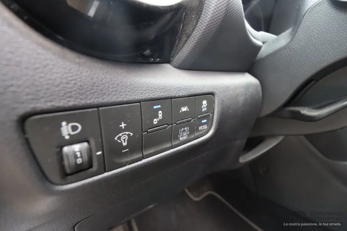 Hyundai Kona usata a Bologna (9)
