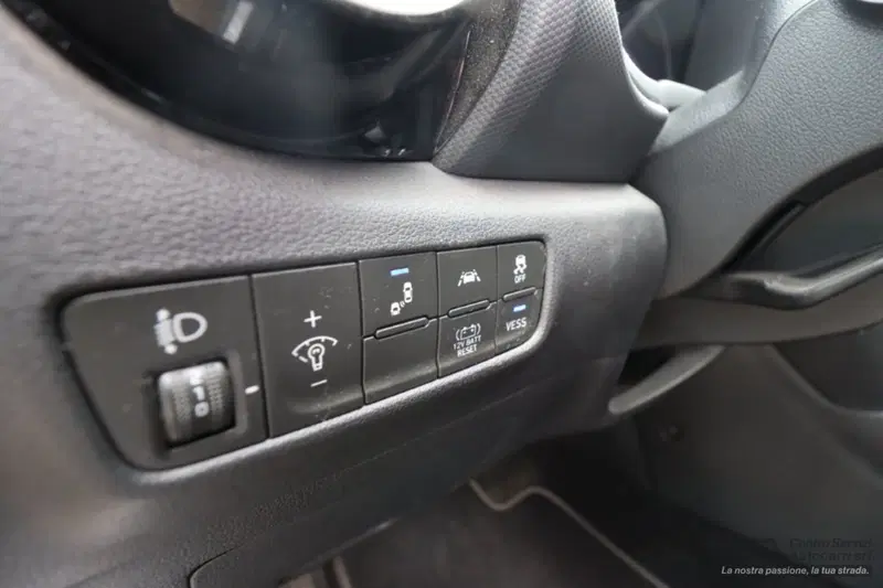 Hyundai Kona usata a Bologna (9)