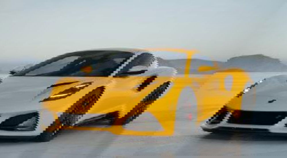 Lotus Emira nuova a Novara