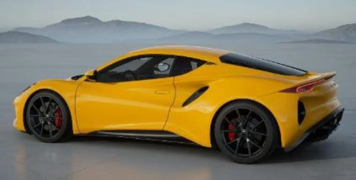 Lotus Emira nuova a Novara (4)
