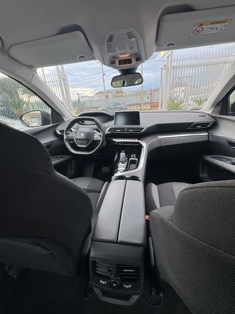 Peugeot 3008 usata a Caserta (9)
