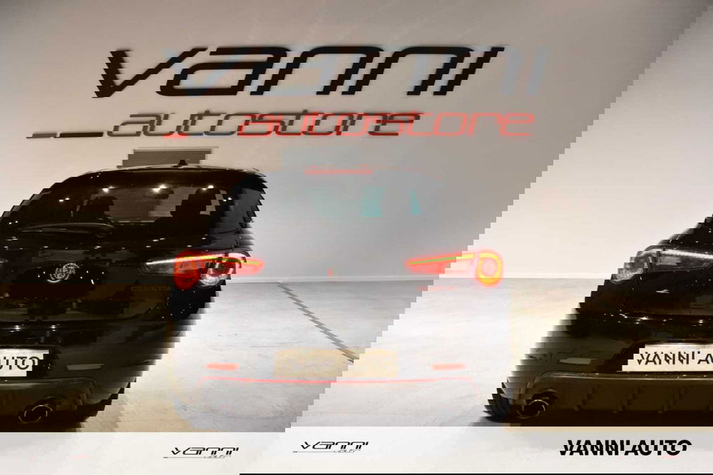 Alfa Romeo Giulietta usata a Verona (4)