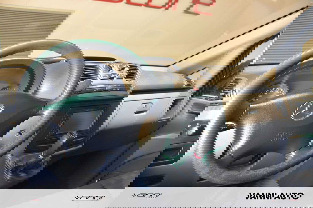 Mercedes-Benz Viano usata a Verona (12)