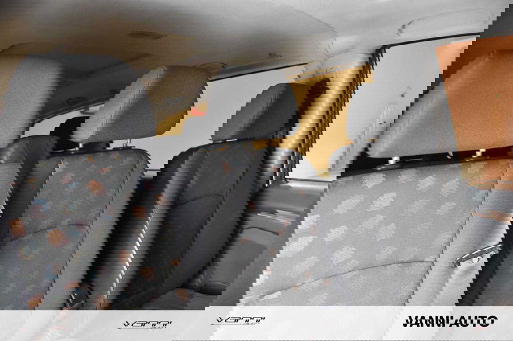 Mercedes-Benz Viano usata a Verona (8)