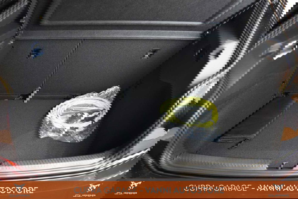 Cupra Born nuova a Verona (15)