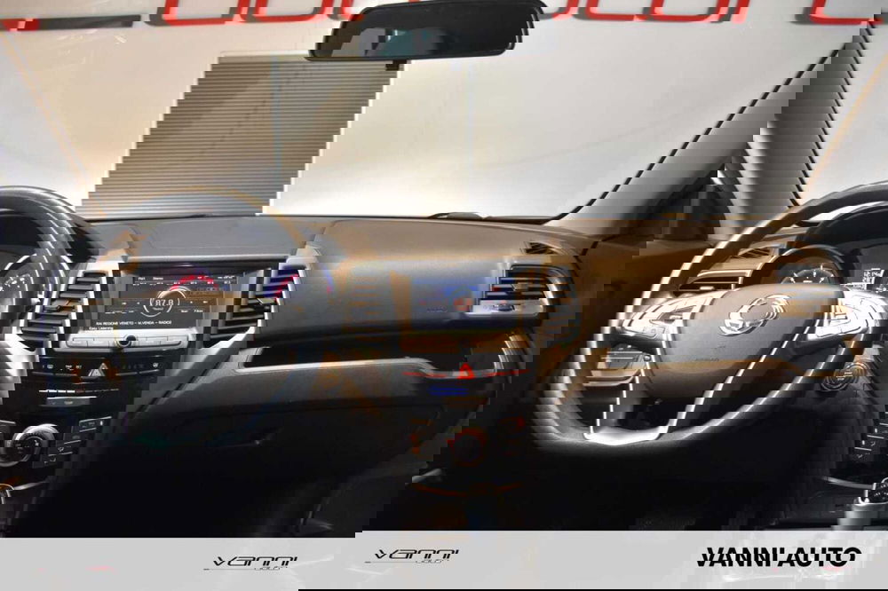 Ssangyong Tivoli usata a Verona (12)