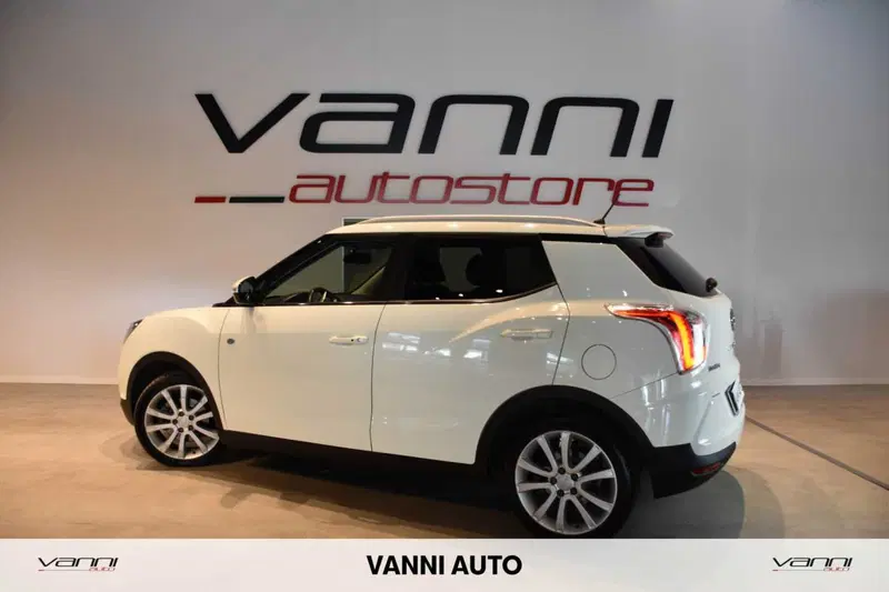 Ssangyong Tivoli usata a Verona (4)