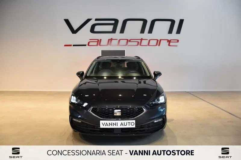 SEAT Leon ST nuova a Verona (3)