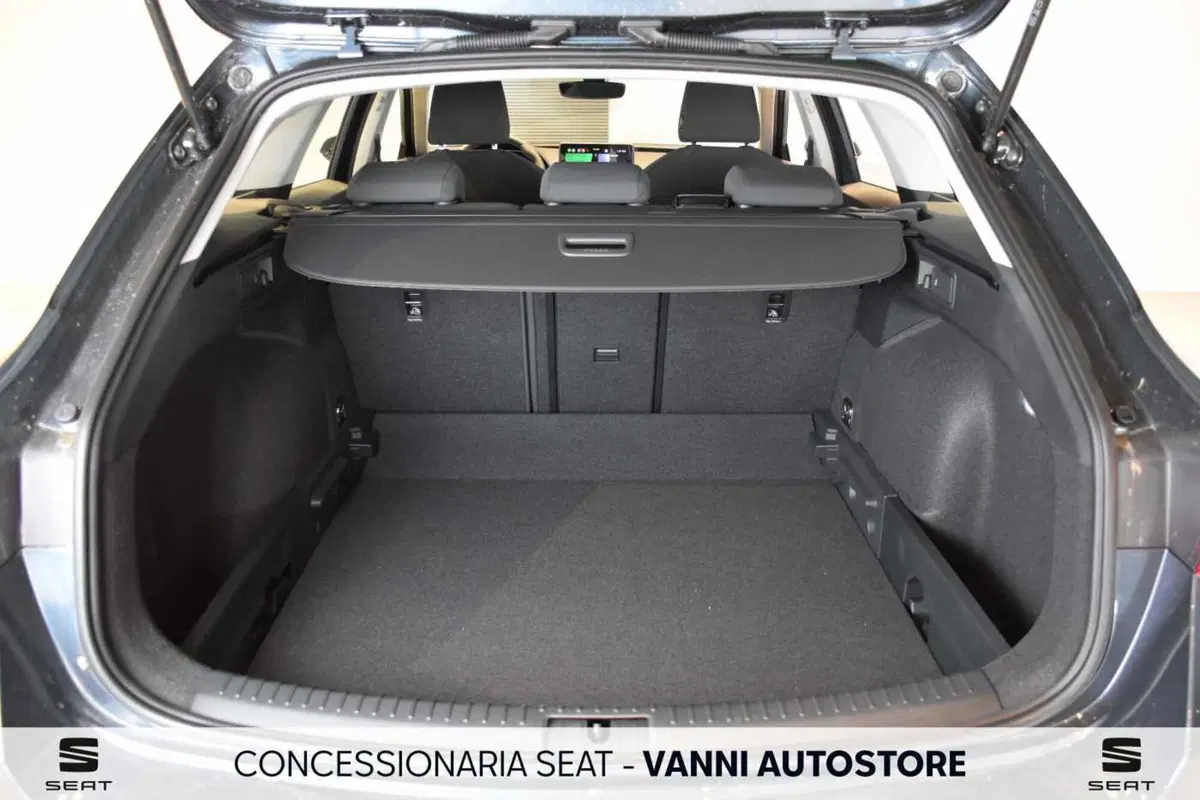 SEAT Leon ST nuova a Verona (6)