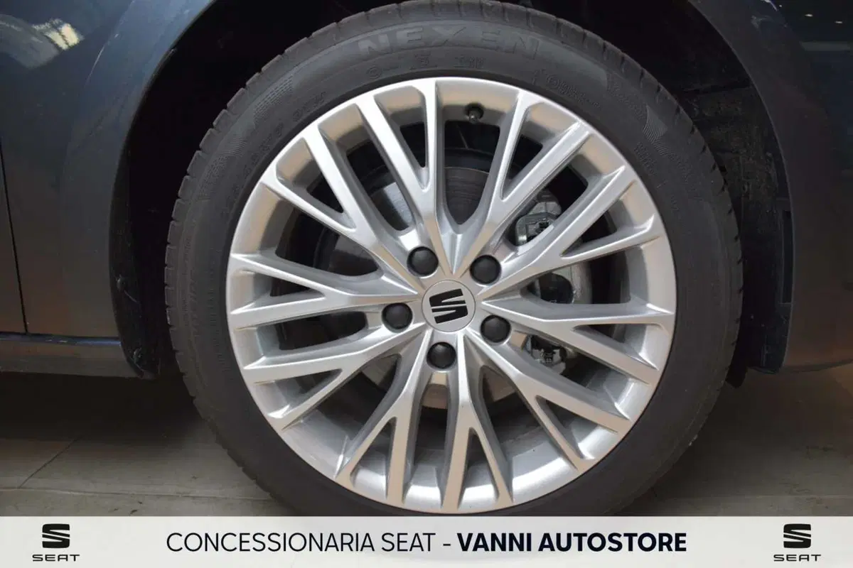 SEAT Leon ST nuova a Verona (7)