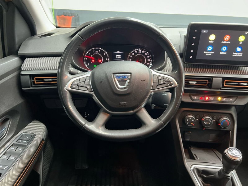 Dacia Sandero usata a Roma (10)