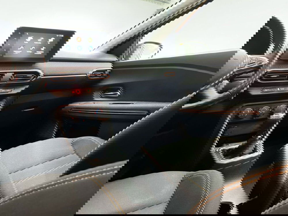 Dacia Sandero usata a Roma (13)