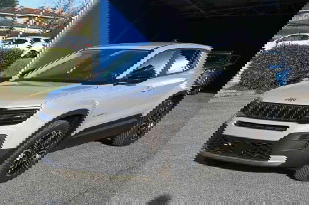 Jeep Avenger nuova a Torino